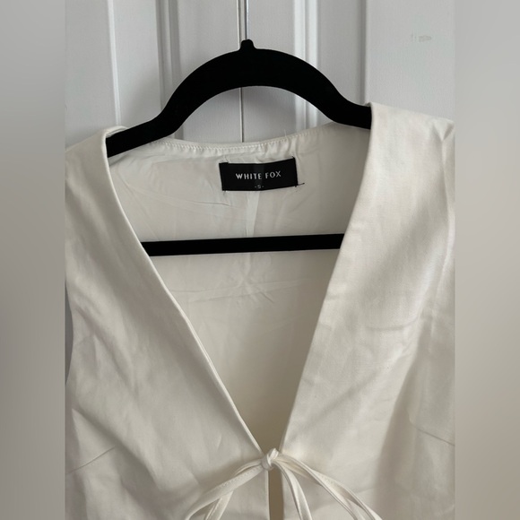 Bits of you tie up top - Picture 3 of 5